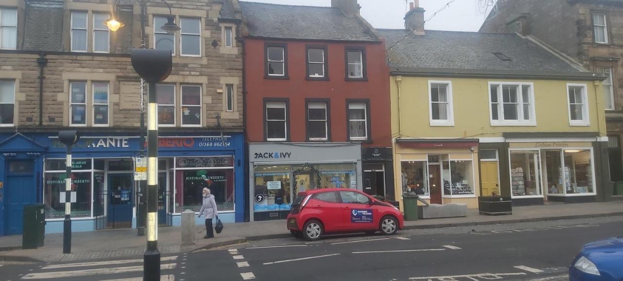 Tranent High Street Apartment, Dunbar מראה חיצוני תמונה